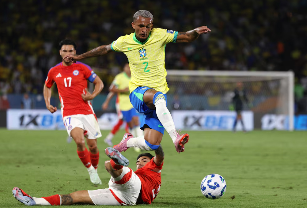 Tin thể thao (8-6): Brazil tổn thất lực lượng, đua thuyền Việt Nam thắng lớn

